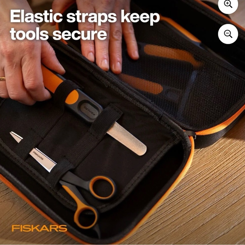 New Fiskars Pet Grooming Tool Storage Bag, Organize Brushes, Clippers, Scissors - Picture 9 of 9